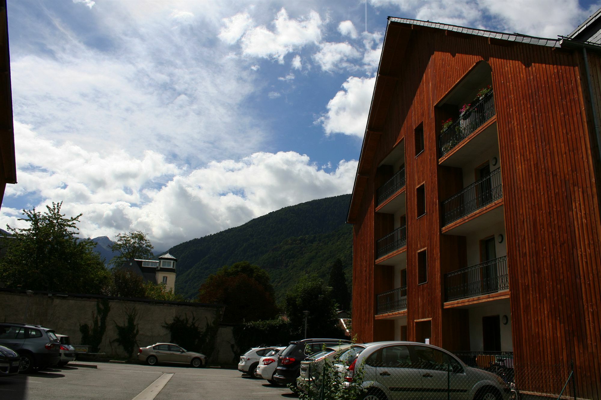 Residence Les Jardins De Ramel By Popinns Bagneres-de-Luchon Екстер'єр фото